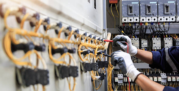 Professional Electrician technician working in Barclay, NJ
